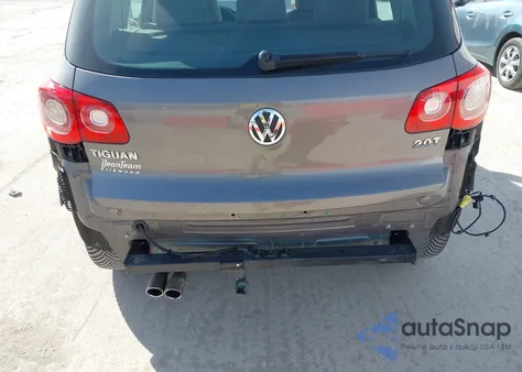 2011 Volkswagen Tiguan S from USA, damaged, VIN WVGAV7AX0BW556055